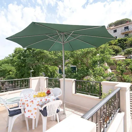 Mare- One Bedroom With Terrace A2 St Apartment